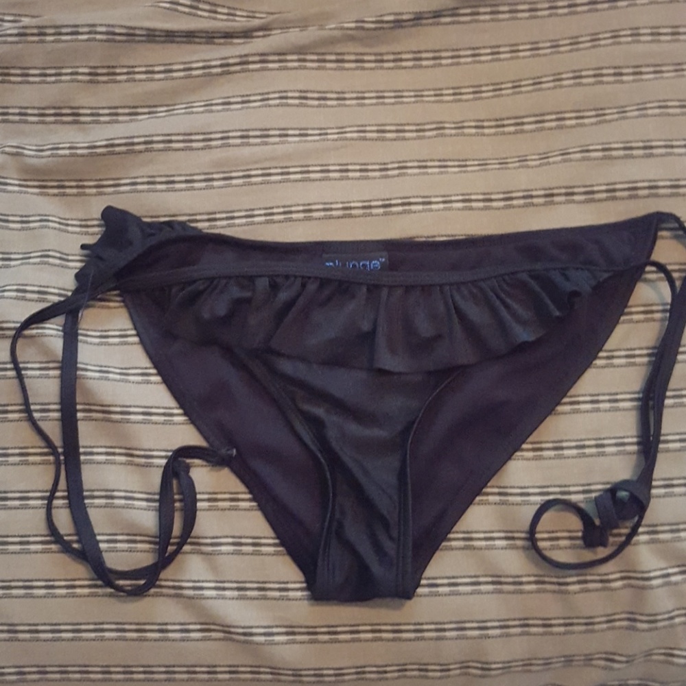 Bikini bottoms